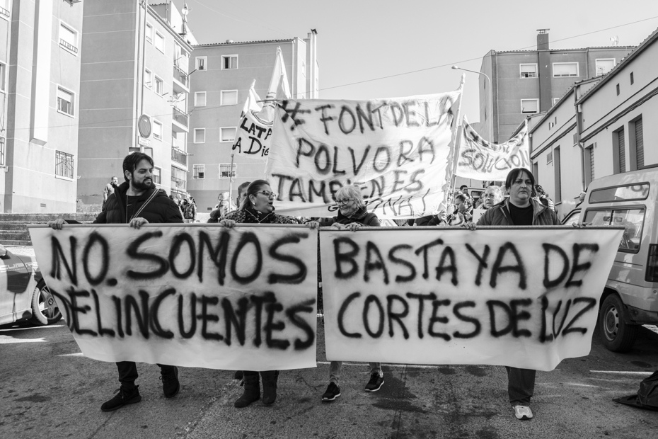 Nathalia Gonçales. No somos delincuentes. Girona, 2019.